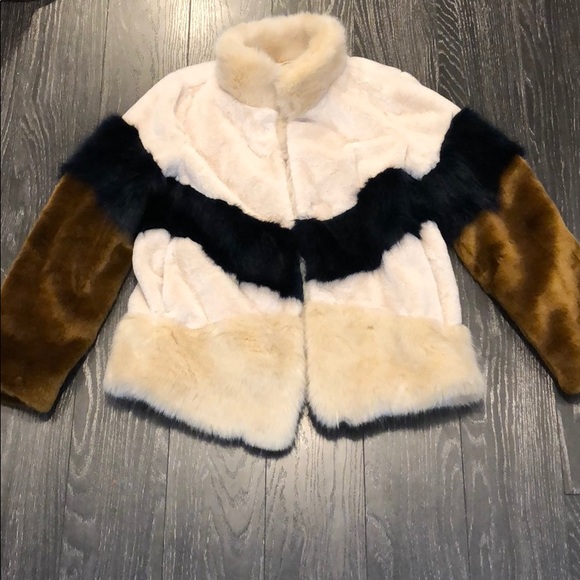 Zara Jackets & Blazers - Zara Faux Fur Jacket